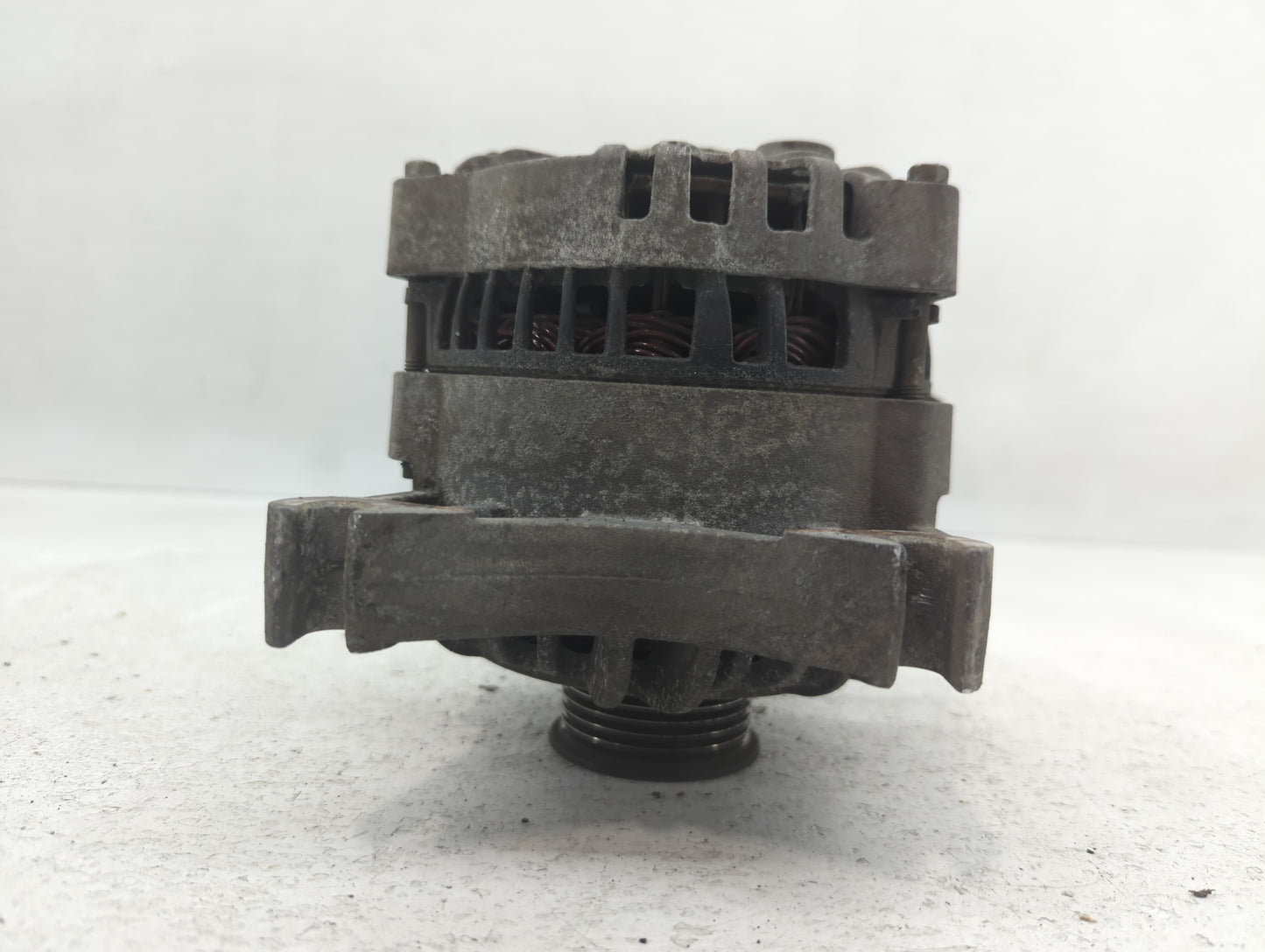 2006 Ford Expedition Alternator Replacement Generator Charging Assembly Engine OEM P/N:6L7T-AA Fits OEM Used Auto Parts - Oe