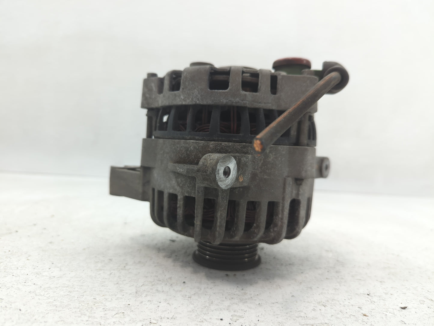 2006 Ford Expedition Alternator Replacement Generator Charging Assembly Engine OEM P/N:6L7T-AA Fits OEM Used Auto Parts - Oe