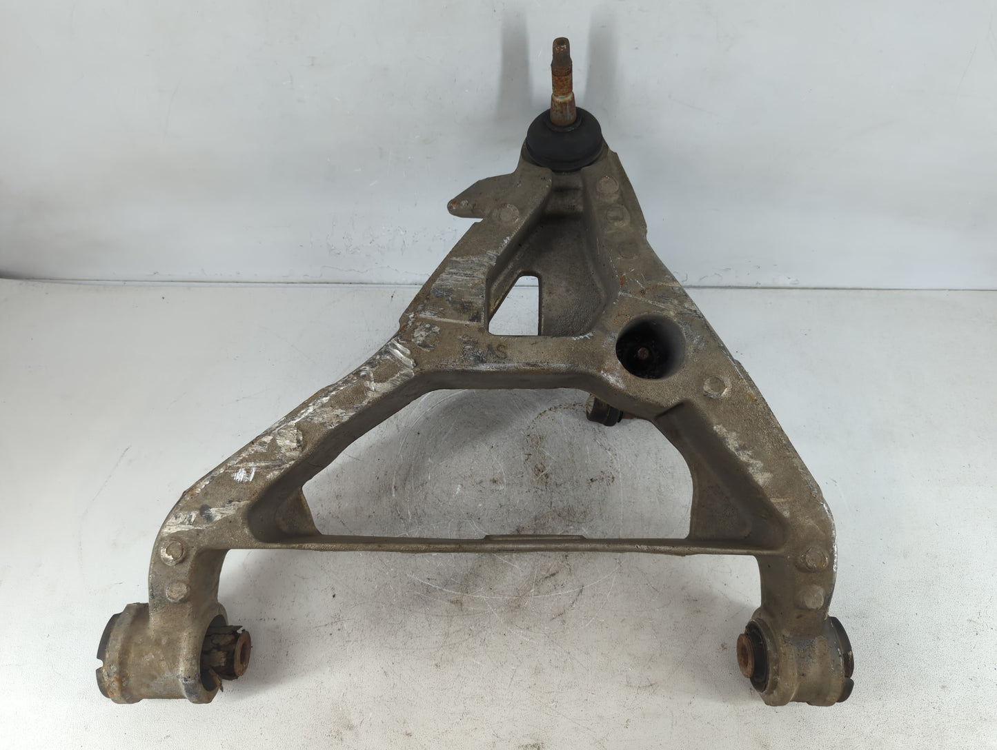 2006 Ford Expedition Lower Control Arm - Oemusedautoparts1.com