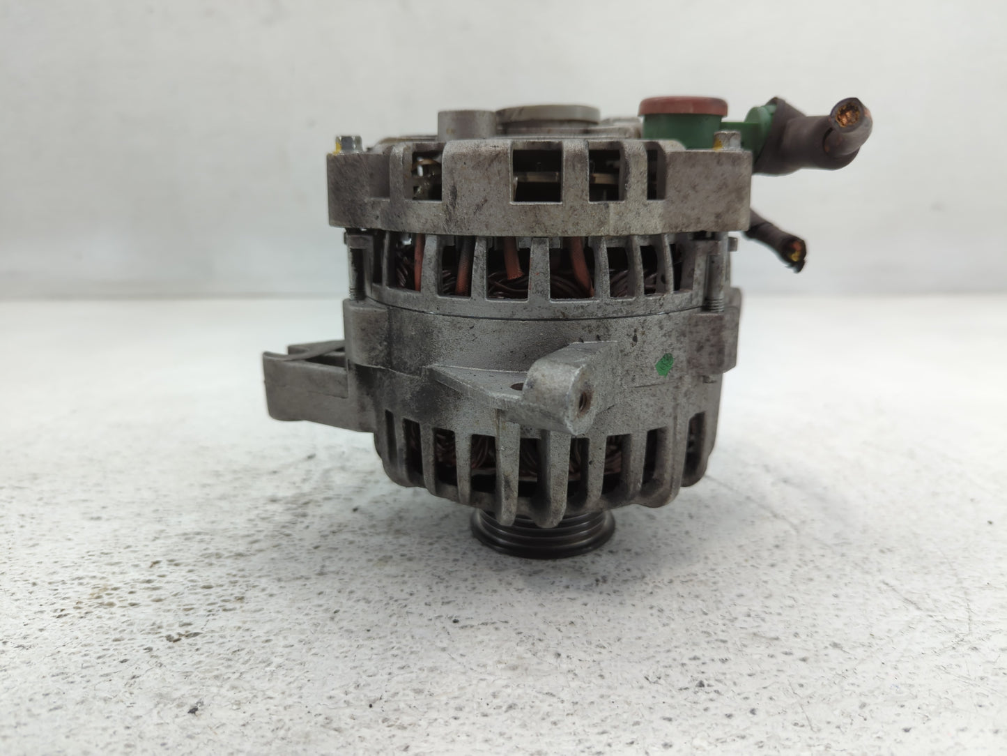 2006 Ford Expedition Alternator Replacement Generator Charging Assembly Engine OEM P/N:1-800-228-9872 15427 Fits OEM Used Au