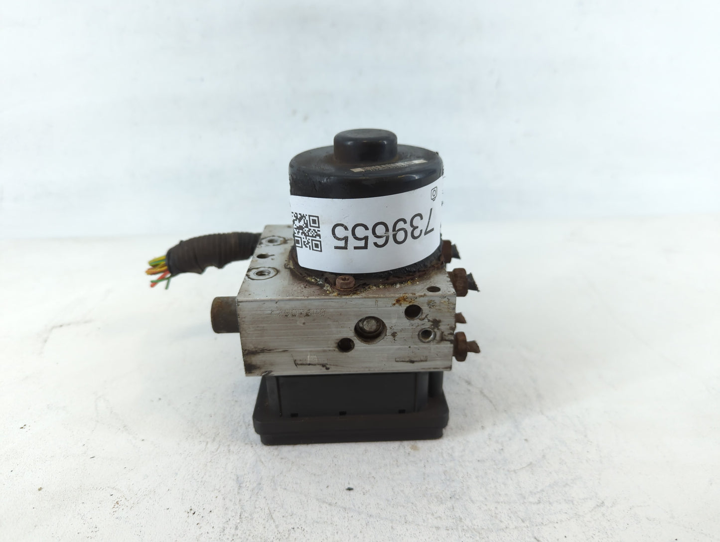 2006 Ford Expedition ABS Pump Control Module Replacement P/N:0206-0180 Fits OEM Used Auto Parts - Oemusedautoparts1.com