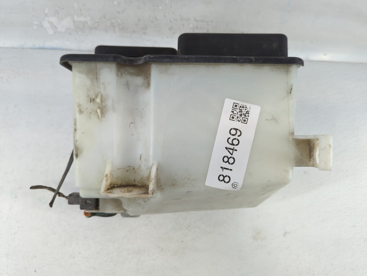 2003-2006 Ford Expedition Radiator Coolant Overflow Expansion Tank Bottle 818469 - Oemusedautoparts1.com