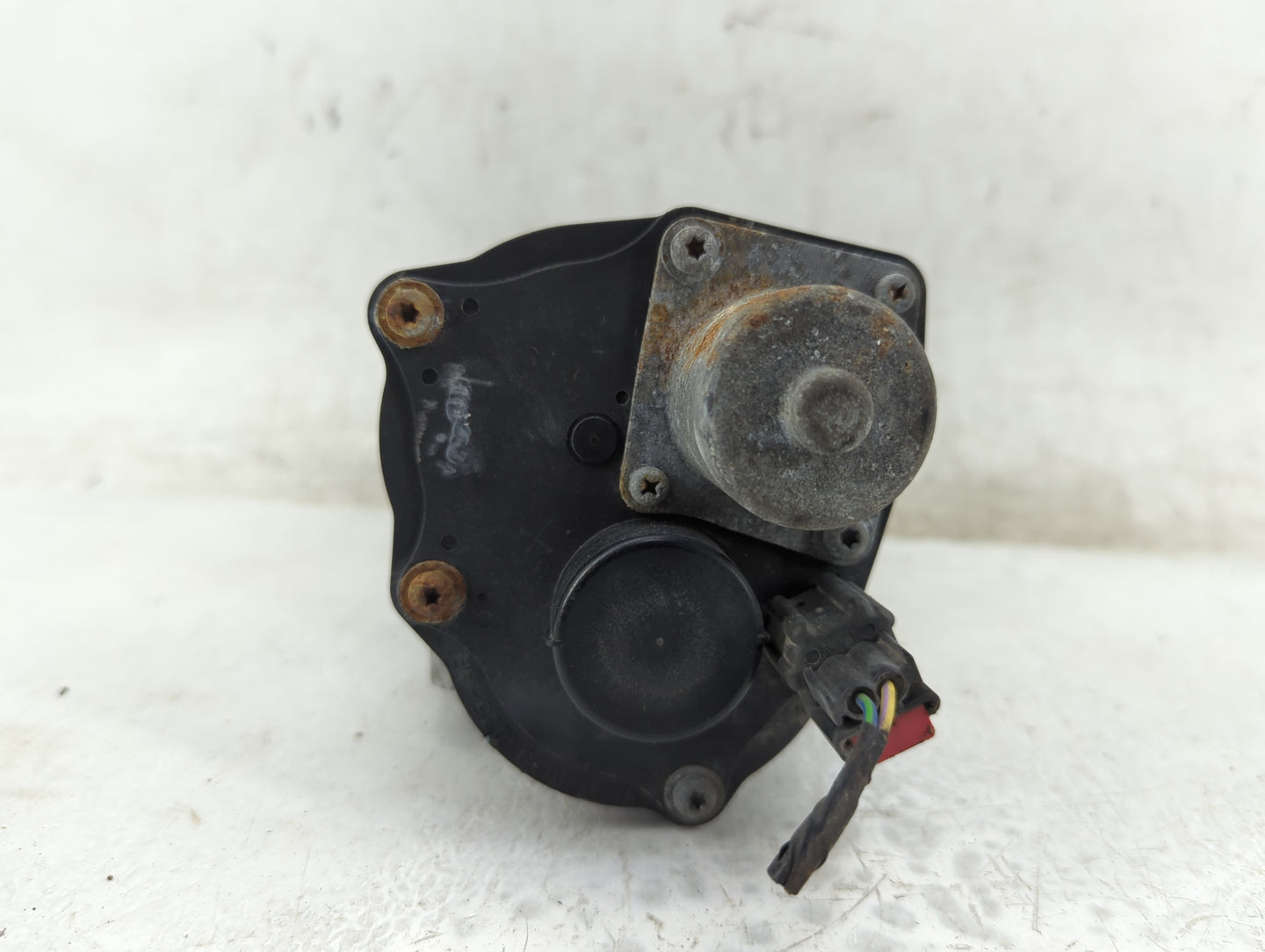 2004-2010 Ford Explorer Throttle Body Fits Fits 2004 2005 2006 2007 2008 2009 2010 2011 2012 2013 2014 2015 2016 OEM Used Au