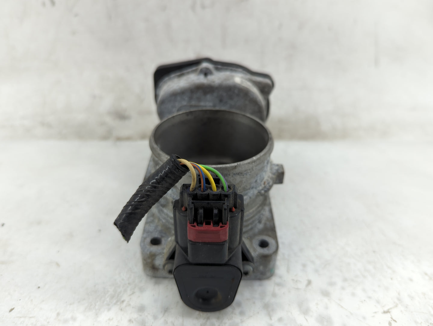 2004-2010 Ford Explorer Throttle Body Fits Fits 2004 2005 2006 2007 2008 2009 2010 2011 2012 2013 2014 2015 2016 OEM Used Au