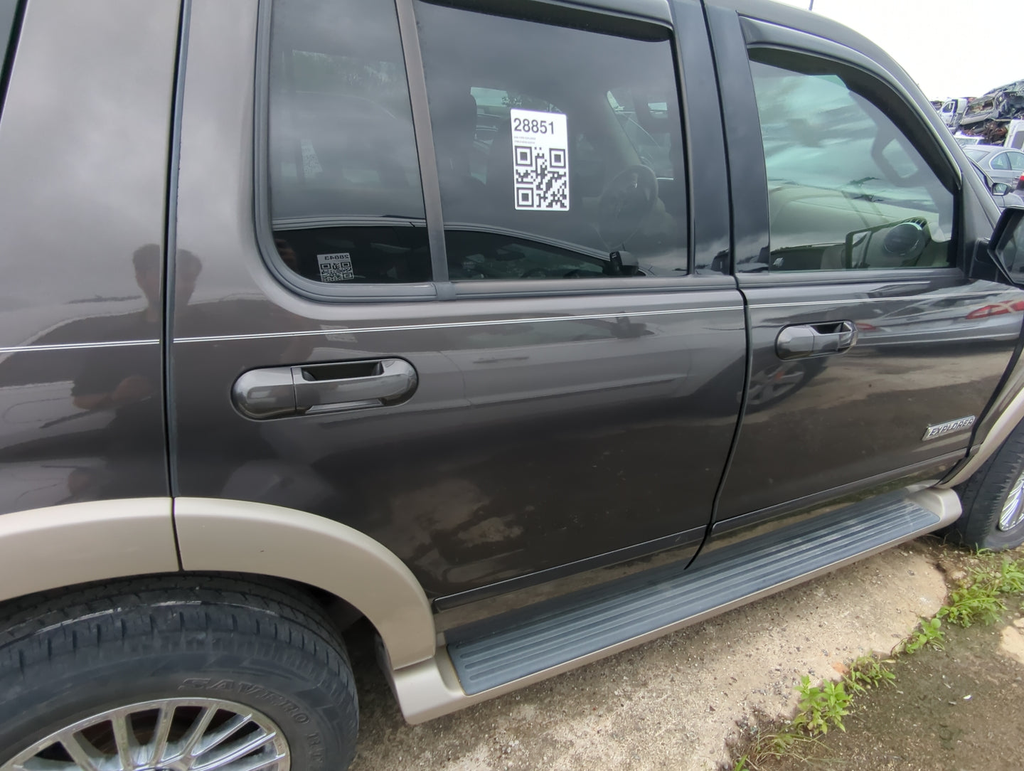 2006-2010 Ford Explorer Passenger Rear Door Oem - Oemusedautoparts1.com