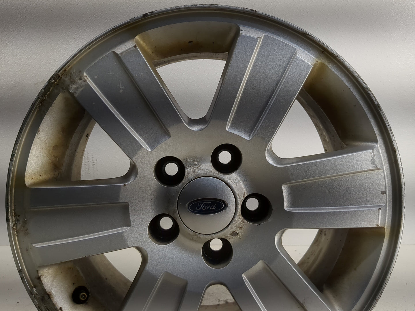 2005-2010 Ford Explorer Oem Wheel Rim - Oemusedautoparts1.com