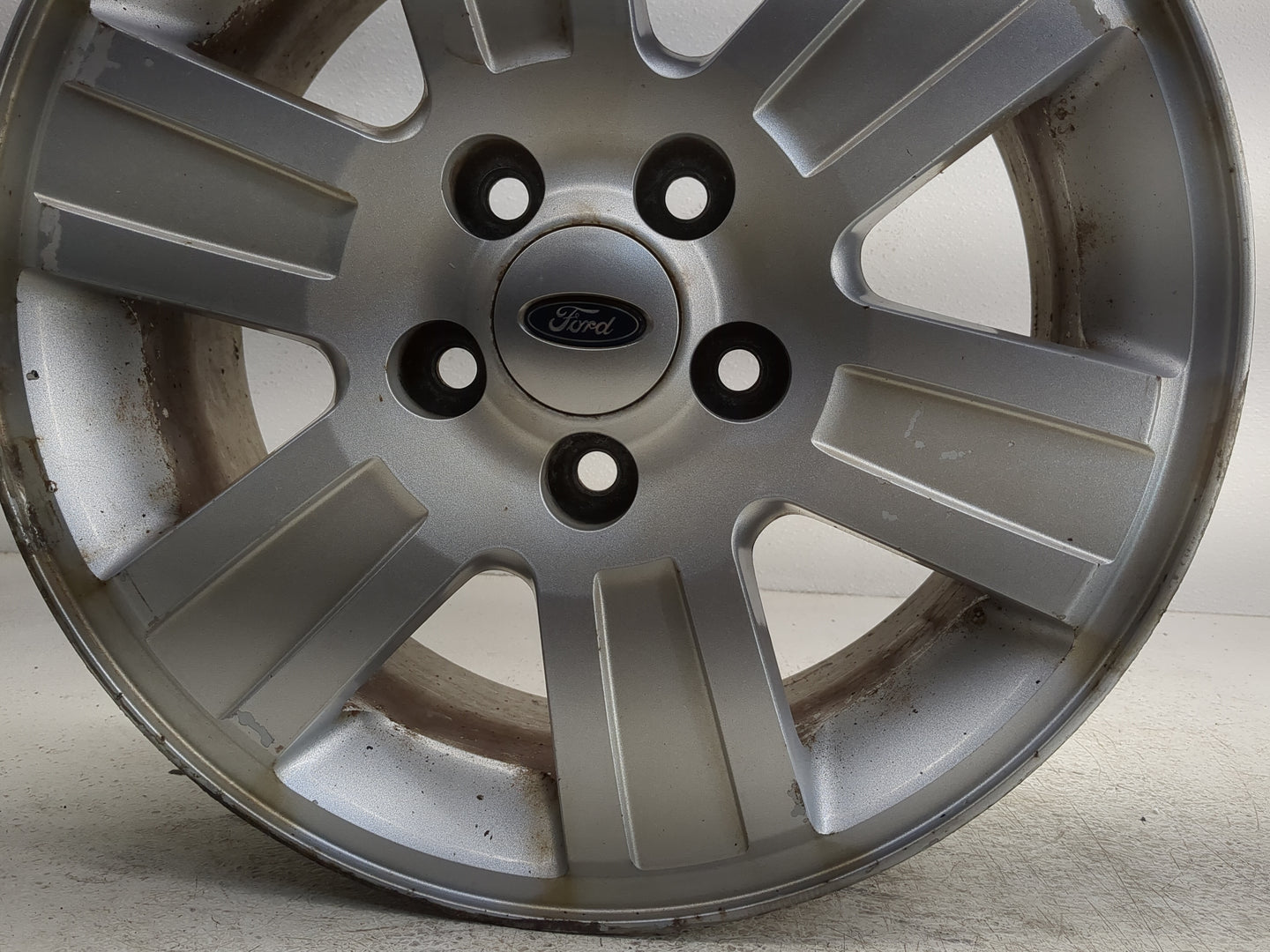 2005-2010 Ford Explorer Oem Wheel Rim - Oemusedautoparts1.com