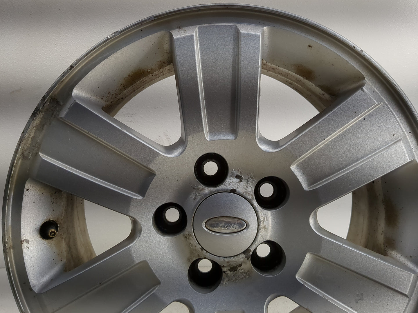 2005-2010 Ford Explorer Oem Wheel Rim - Oemusedautoparts1.com