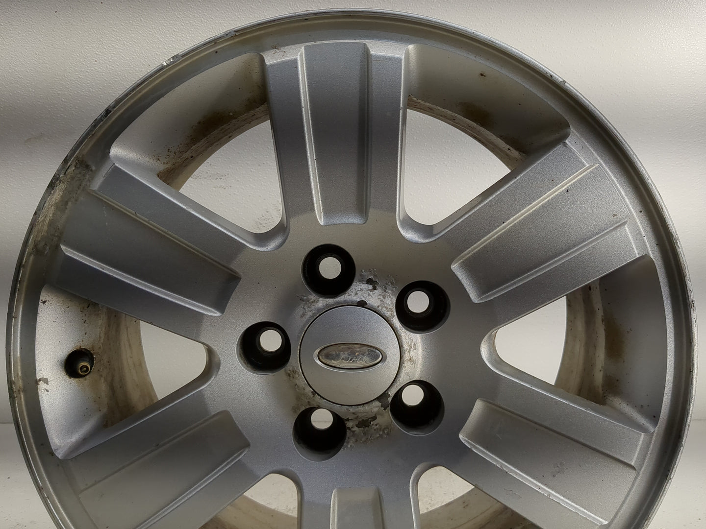 2005-2010 Ford Explorer Oem Wheel Rim - Oemusedautoparts1.com