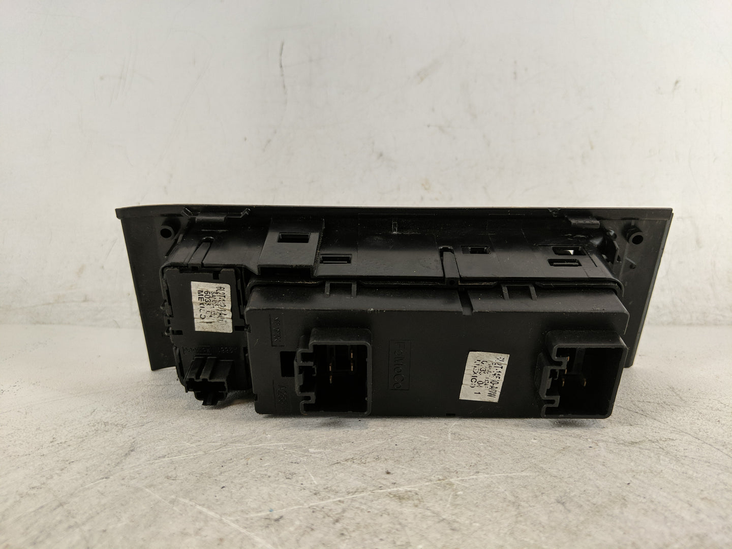 2006-2007 Ford Explorer Master Power Window Switch Replacement Driver Side Left P/N:652T-14540-ADW Fits OEM Used Auto Parts 