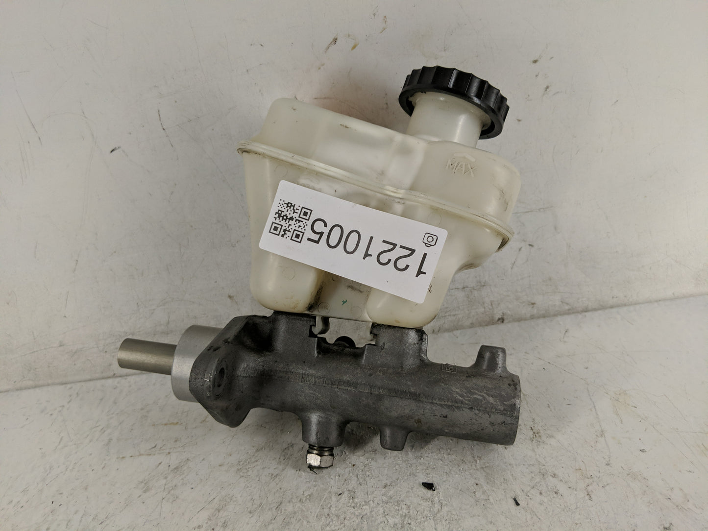 2006 Ford Explorer Brake Master Cylinder - Oemusedautoparts1.com