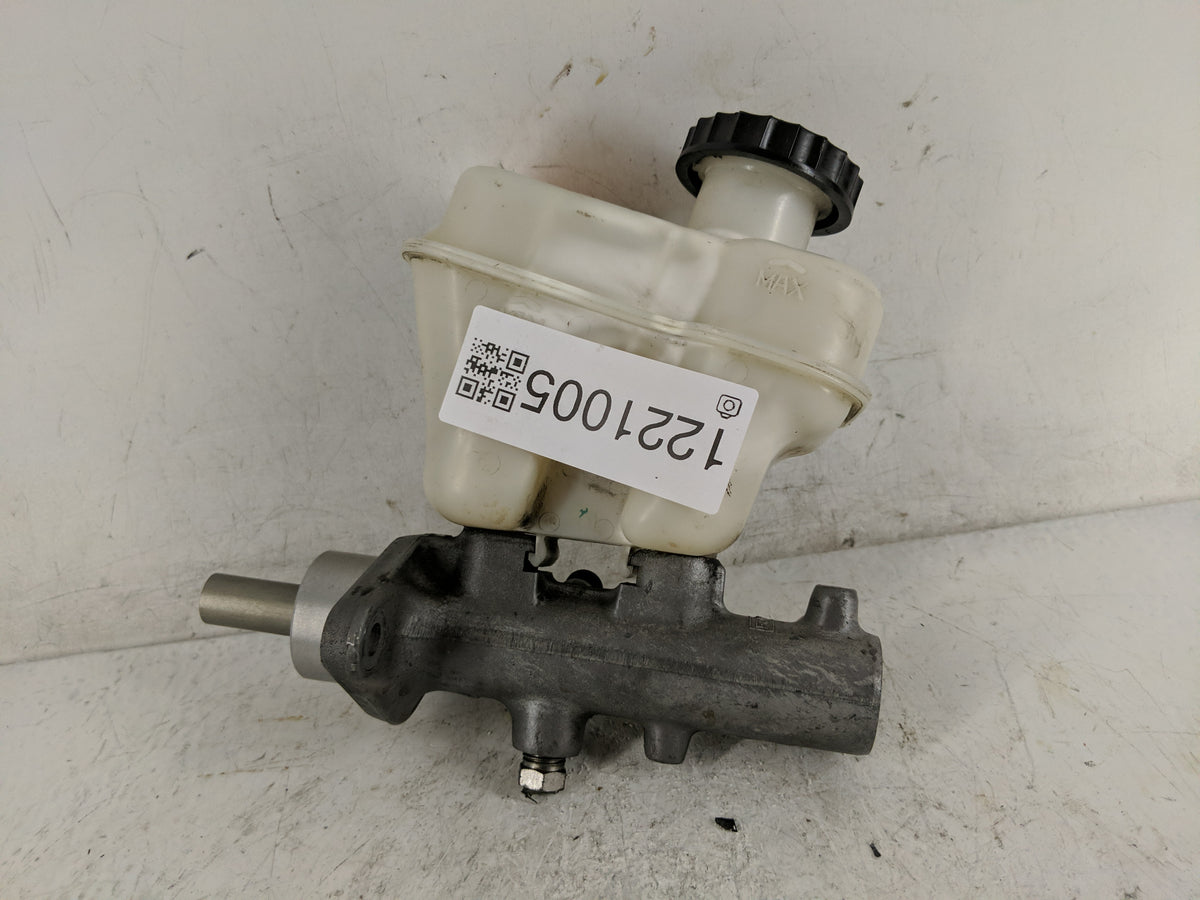 2006-2010 Ford Explorer Brake Master Cylinder 1221005 - Oemusedautoparts1.com
