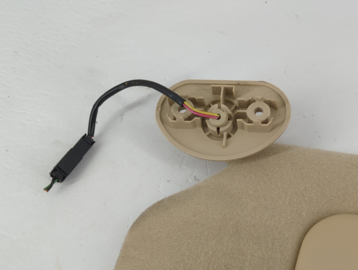 2006-2009 Ford Explorer Sun Visor Shade Replacement Driver Left Mirror Fits Fits 2006 2007 2008 2009 OEM Used Auto Parts - O