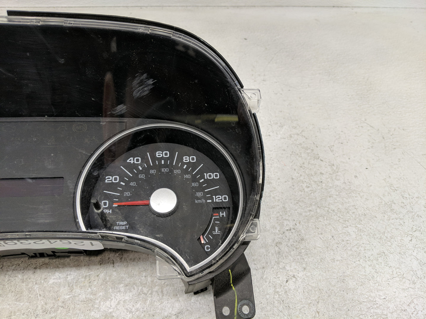 2006 Ford Explorer Instrument Cluster Speedometer Gauges P/N:6L2T-10849-AM Fits OEM Used Auto Parts - Oemusedautoparts1.com