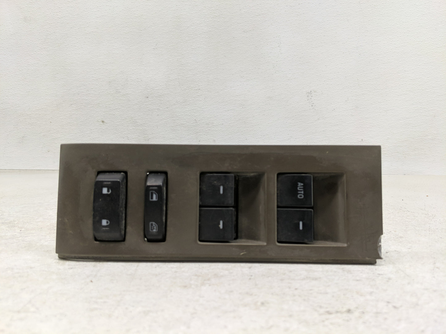 2006-2007 Ford Explorer Master Power Window Switch Replacement Driver Side Left Fits Fits 2006 2007 2008 2009 2010 OEM Used 