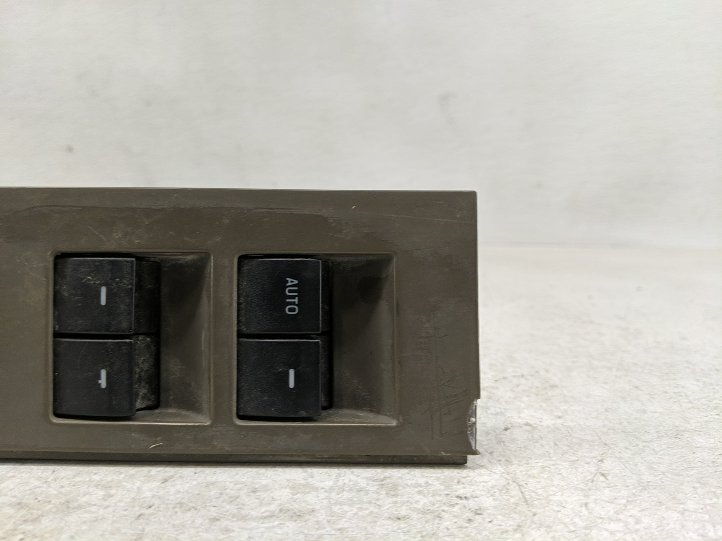 2006-2007 Ford Explorer Master Power Window Switch Replacement Driver Side Left Fits Fits 2006 2007 2008 2009 2010 OEM Used 