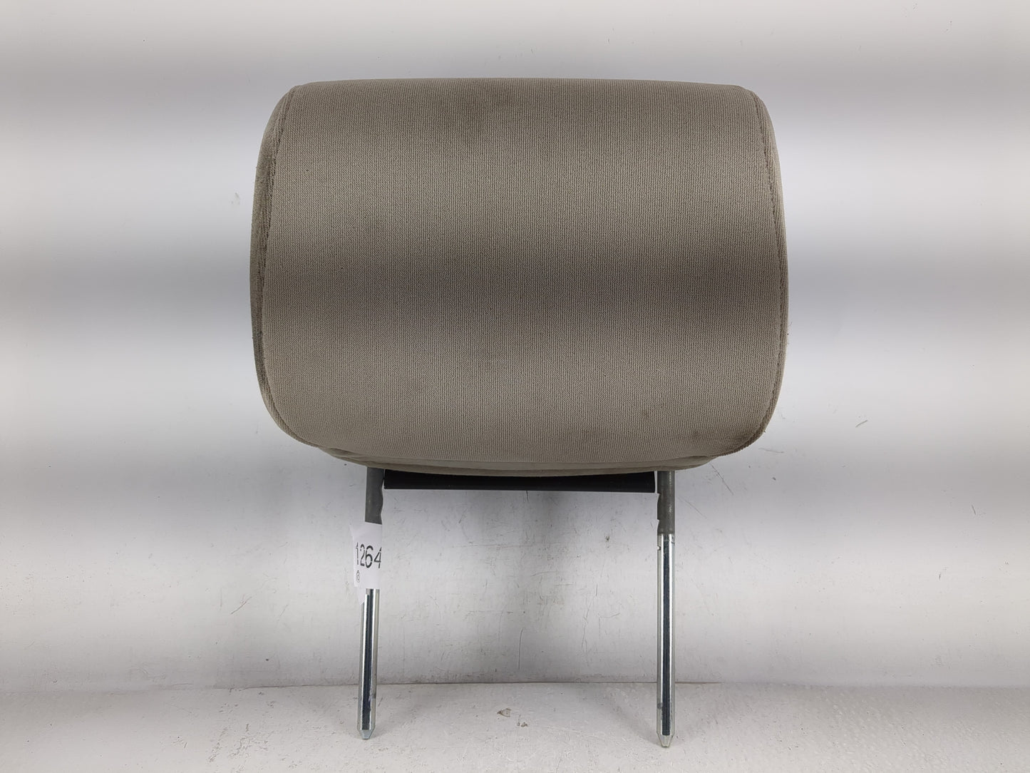 2006 Ford Explorer Headrest Head Rest Rear Center Seat Fits OEM Used Auto Parts - Oemusedautoparts1.com