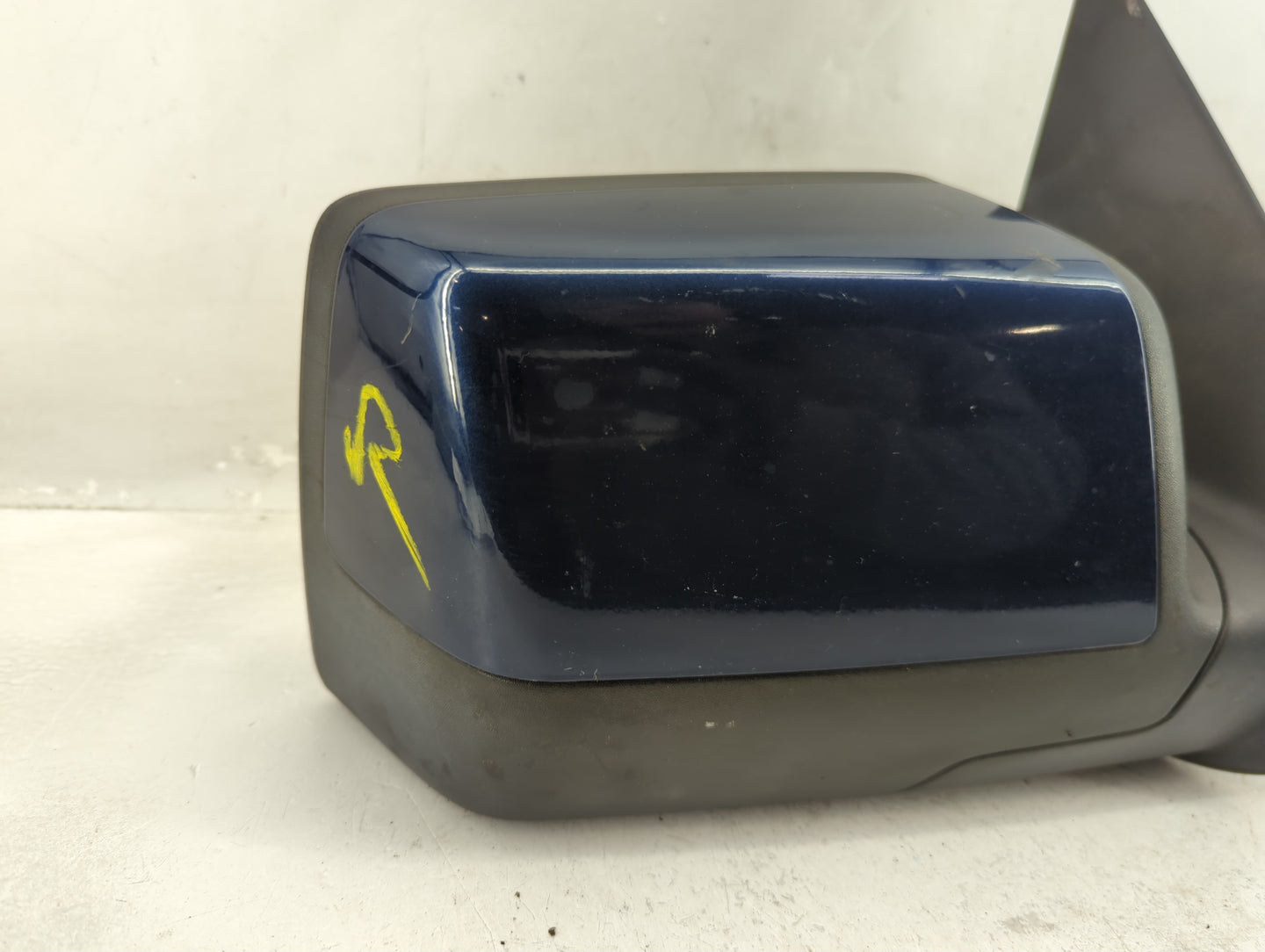 2006-2010 Ford Explorer Passenger Side View Mirror - Right Door Mirror OEM Used - Oemusedautoparts1.com