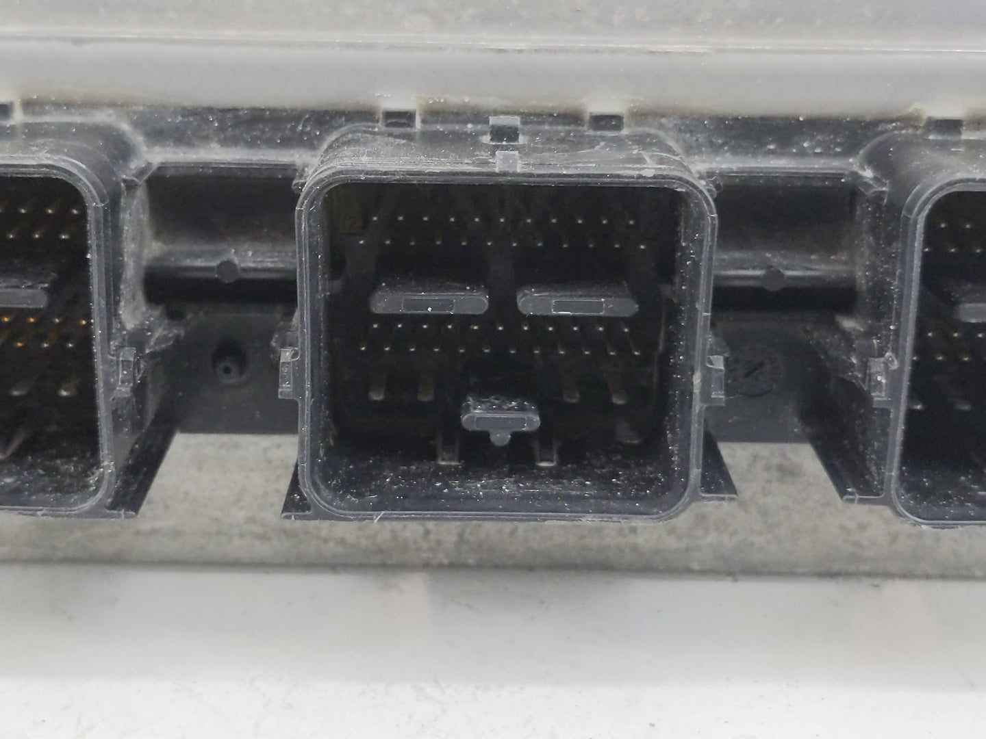 2006-2007 Ford Explorer PCM Engine Control Computer ECU ECM PCU OEM P/N:6L2A-12A650-AZD Fits Fits 2006 2007 OEM Used Auto Pa
