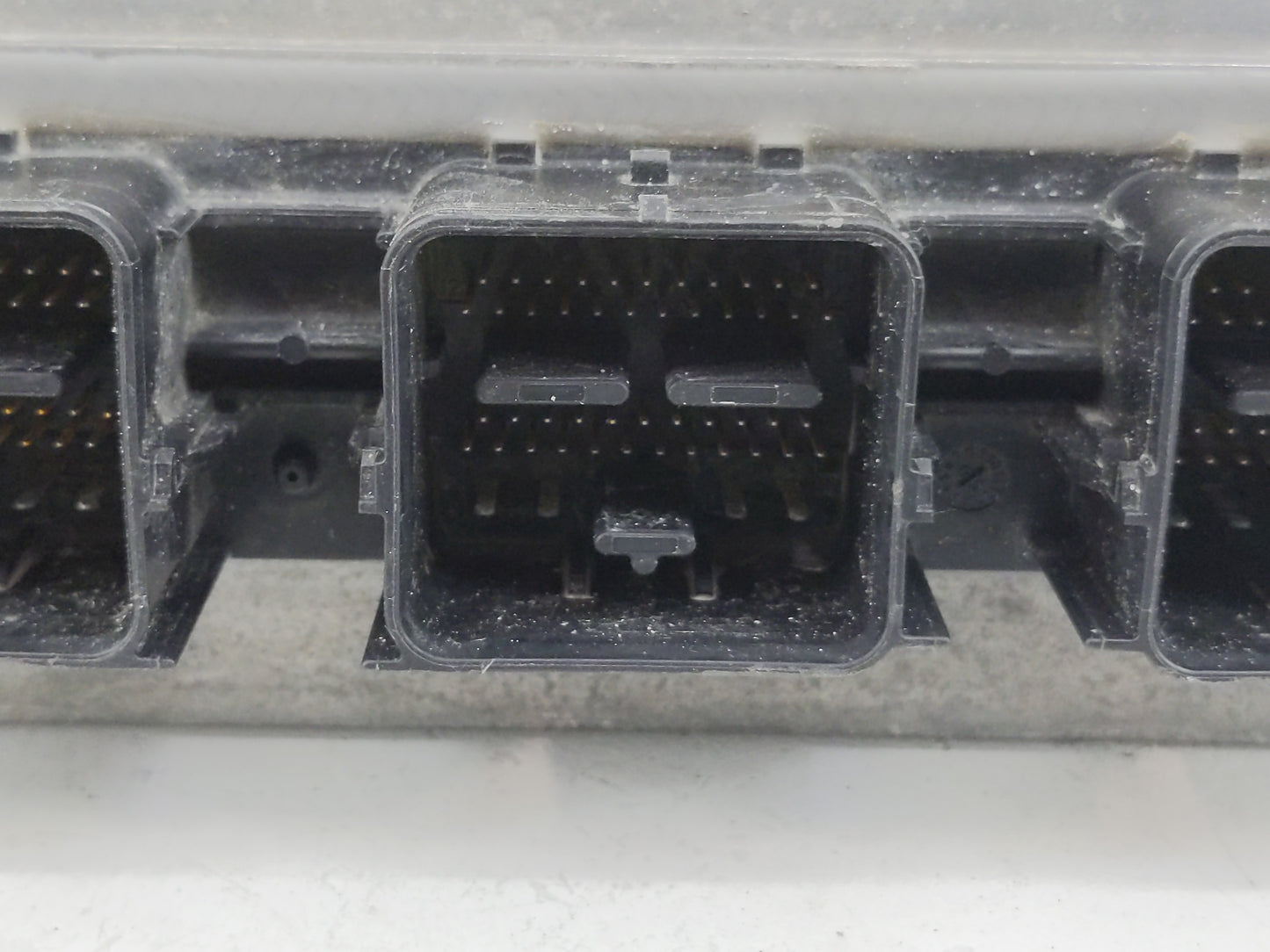 2006-2007 Ford Explorer PCM Engine Control Computer ECU ECM PCU OEM P/N:6L2A-12A650-AZD Fits Fits 2006 2007 OEM Used Auto Pa