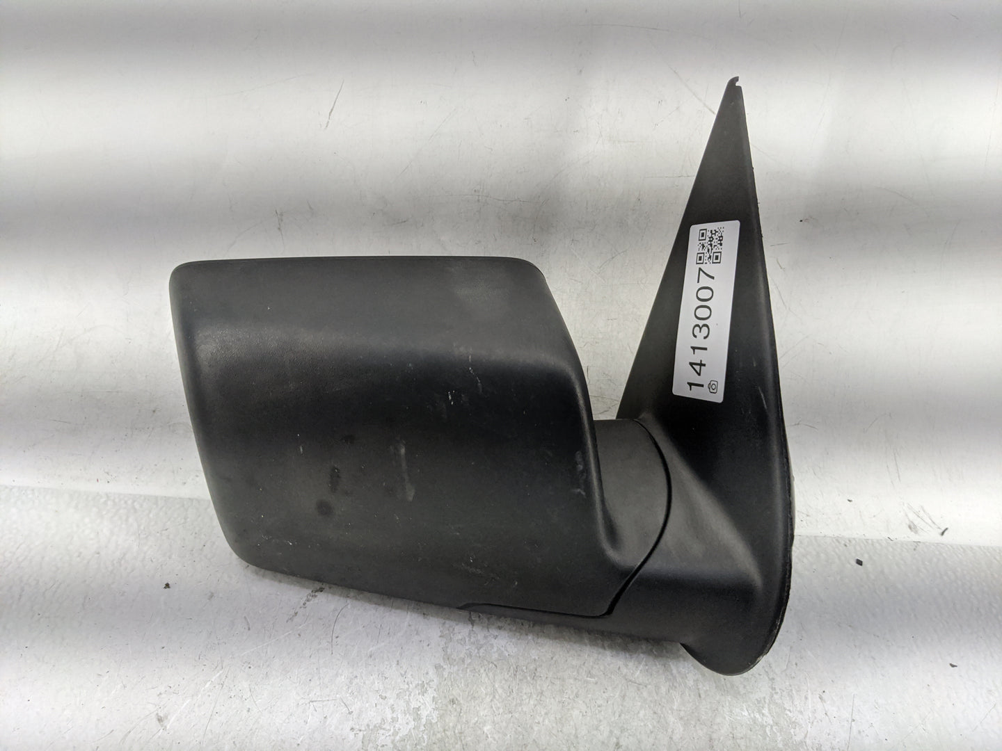 2006-2010 Ford Explorer Passenger Side View Mirror - Right Door Mirror OEM Used - Oemusedautoparts1.com