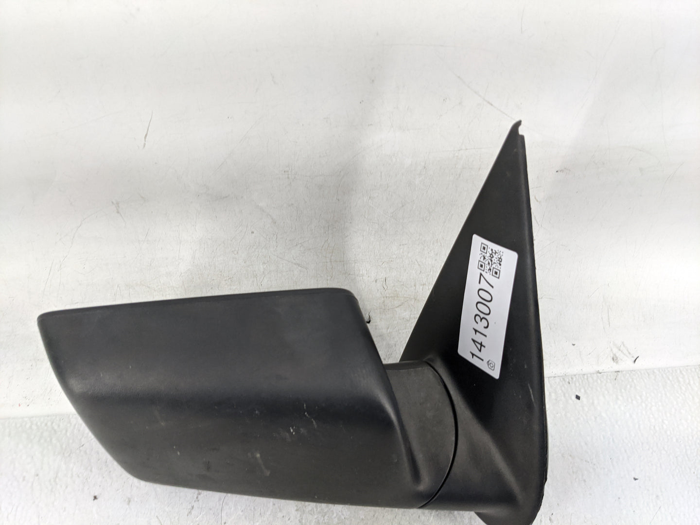 2006-2010 Ford Explorer Passenger Side View Mirror - Right Door Mirror OEM Used - Oemusedautoparts1.com