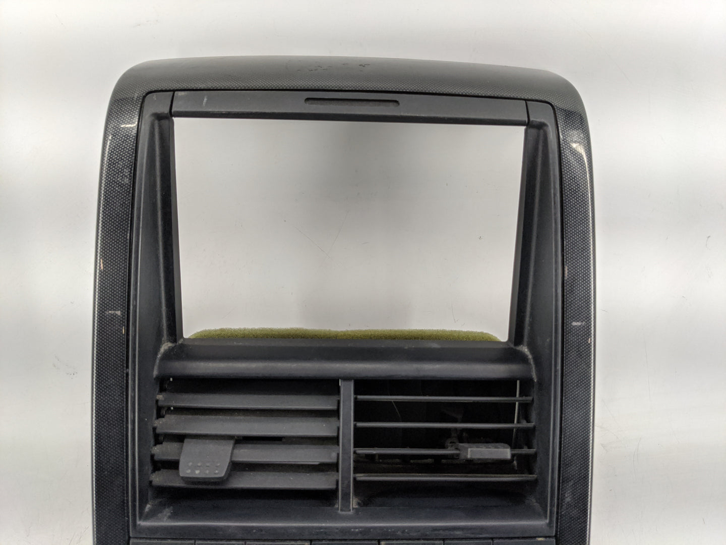 2006 Ford Explorer Information Radio Display Screen Bezel Vents - Oemusedautoparts1.com
