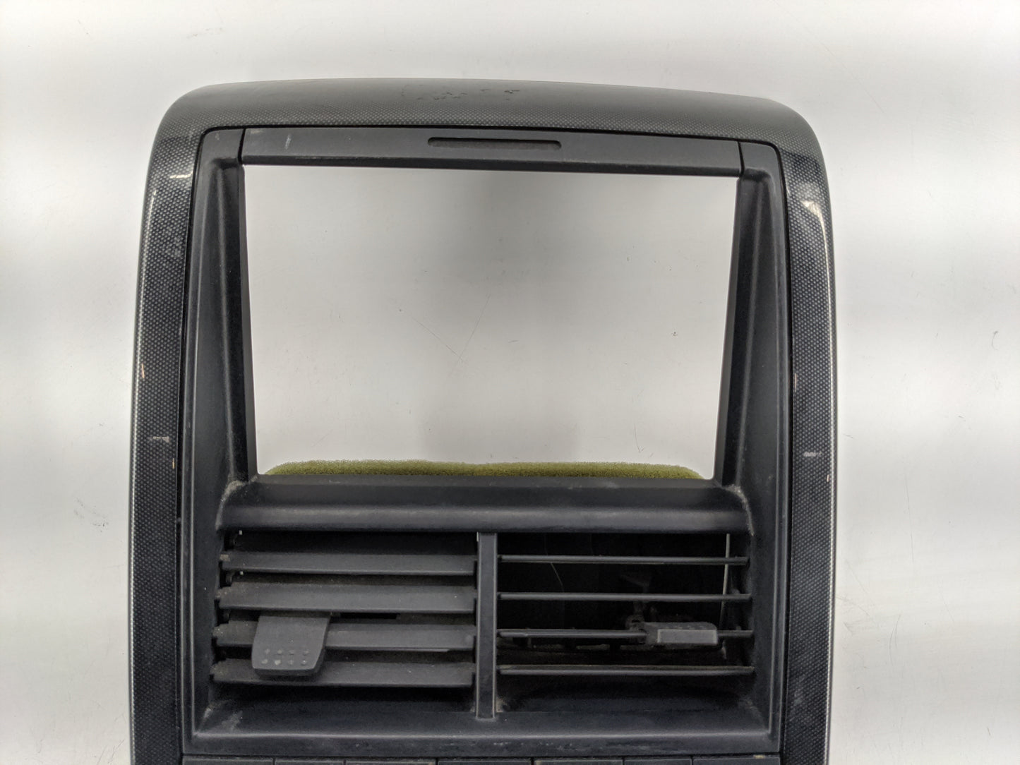 2006 Ford Explorer Information Radio Display Screen Bezel Vents - Oemusedautoparts1.com
