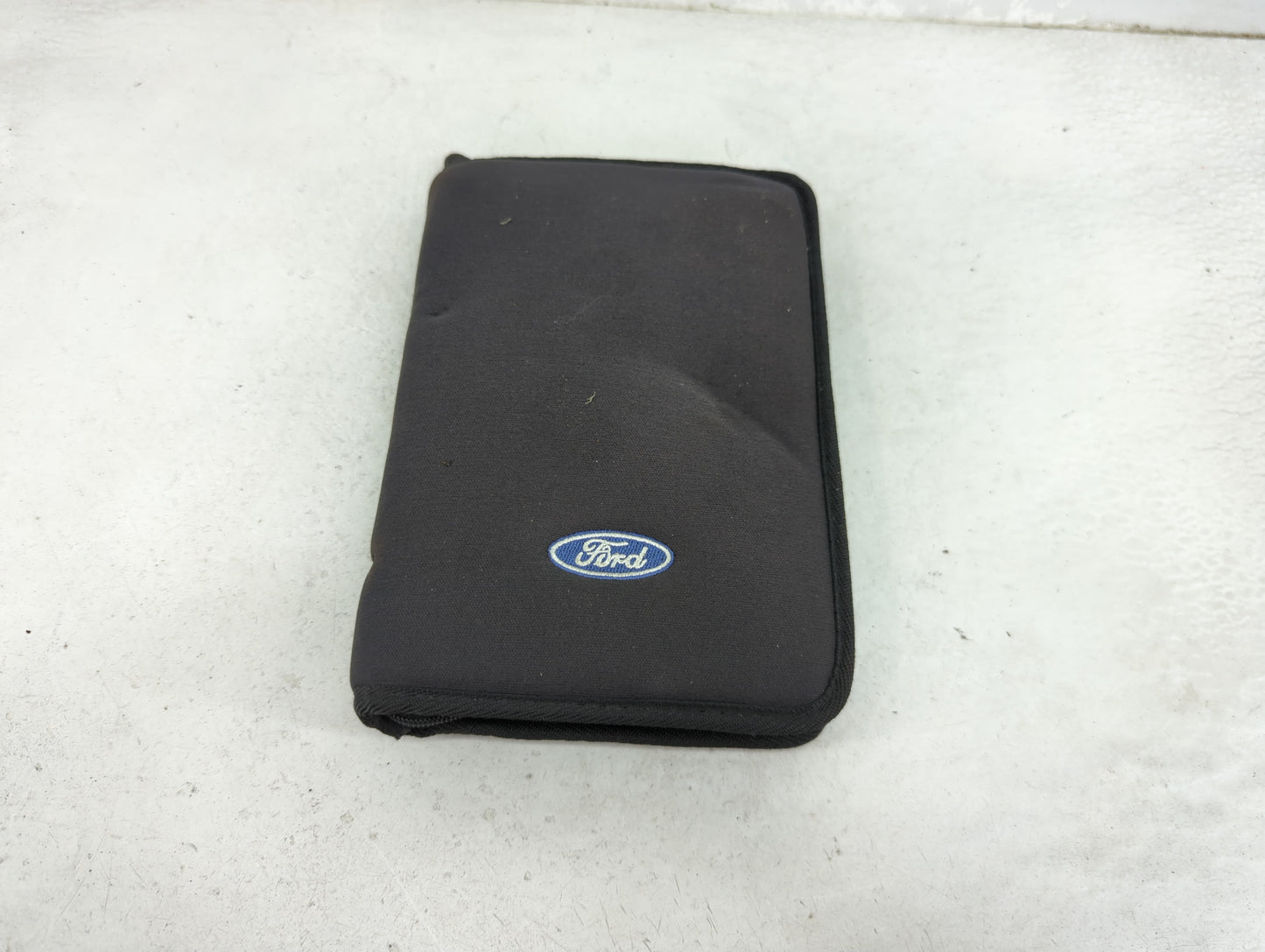 2006 Ford Explorer Owners Manual Book Guide P/N:6L2J-19A321-EA OEM Used Auto Parts - Oemusedautoparts1.com