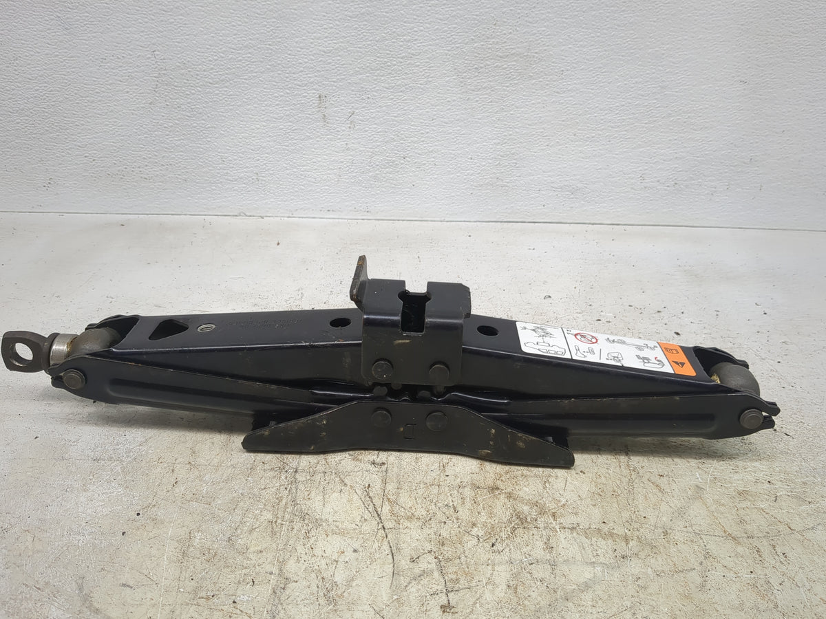 2006 Ford Explorer Spare Scissor Car Jack 1512391 - Oemusedautoparts1.com