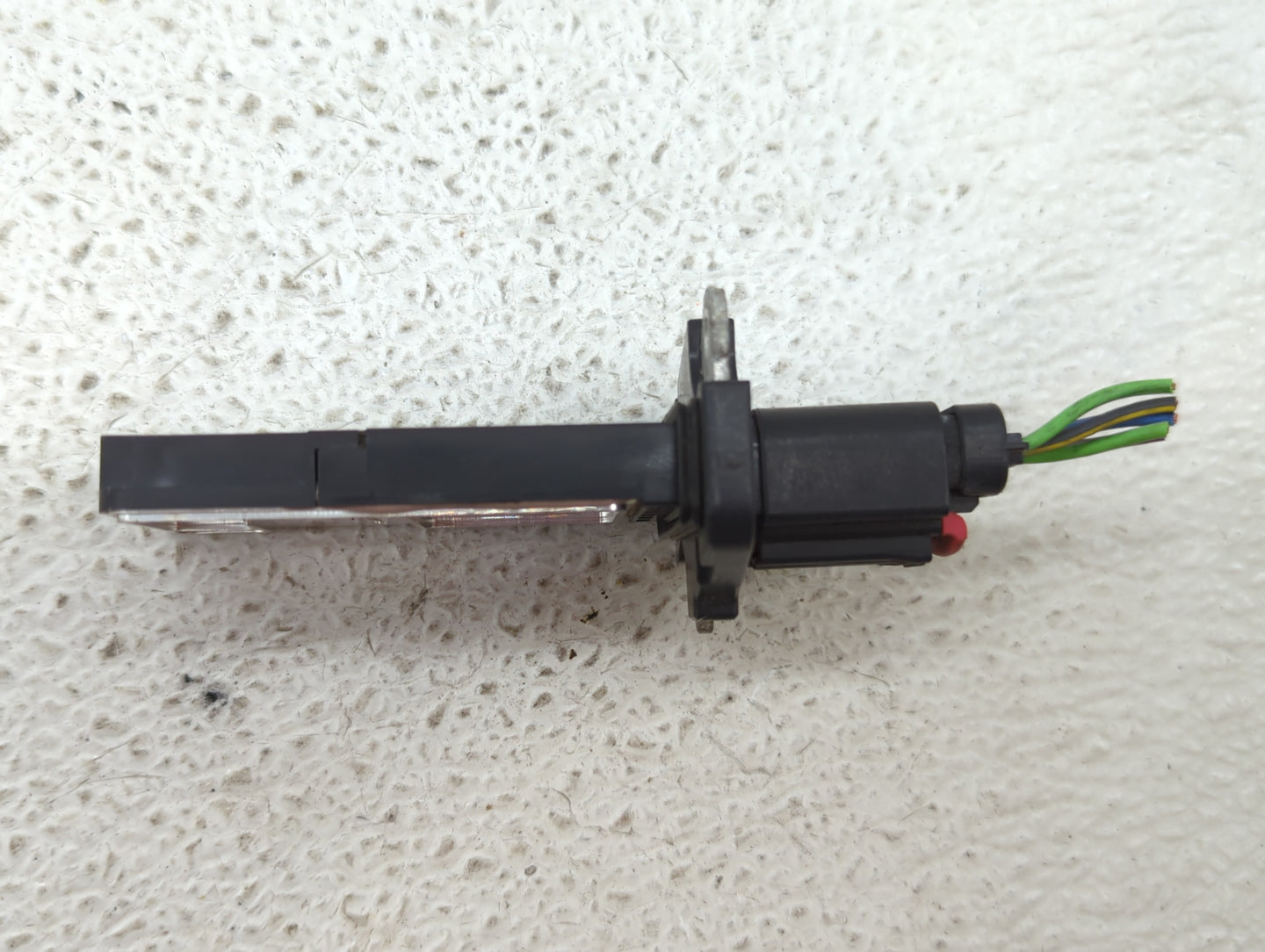 2004-2012 Ford Explorer Mass Air Flow Meter Maf - Oemusedautoparts1.com