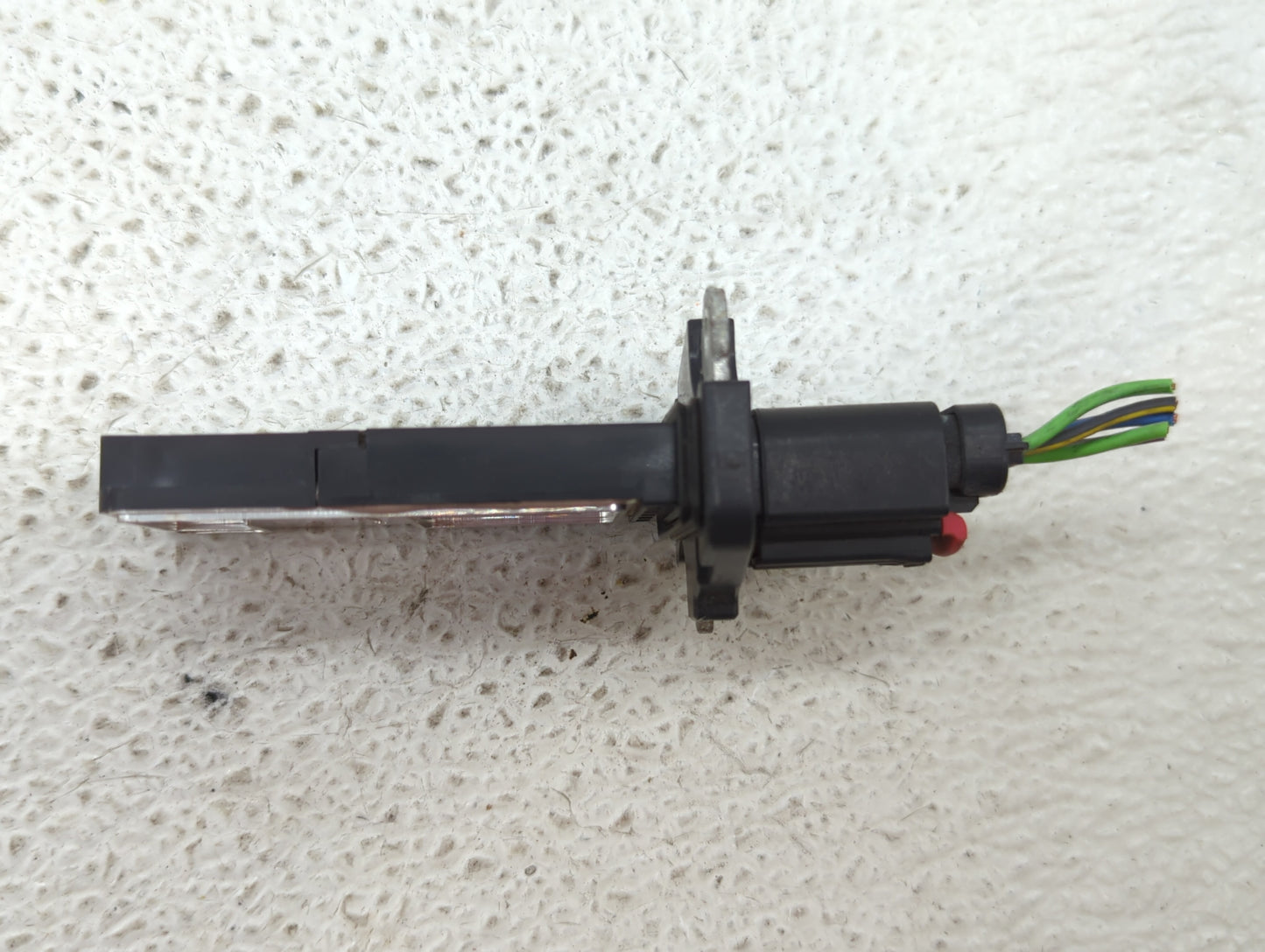 2004-2012 Ford Explorer Mass Air Flow Meter Maf - Oemusedautoparts1.com