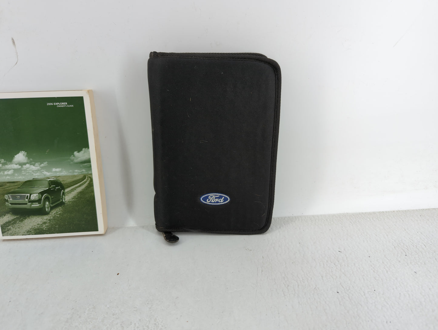 2006 Ford Explorer Owners Manual Book Guide OEM Used Auto Parts - Oemusedautoparts1.com