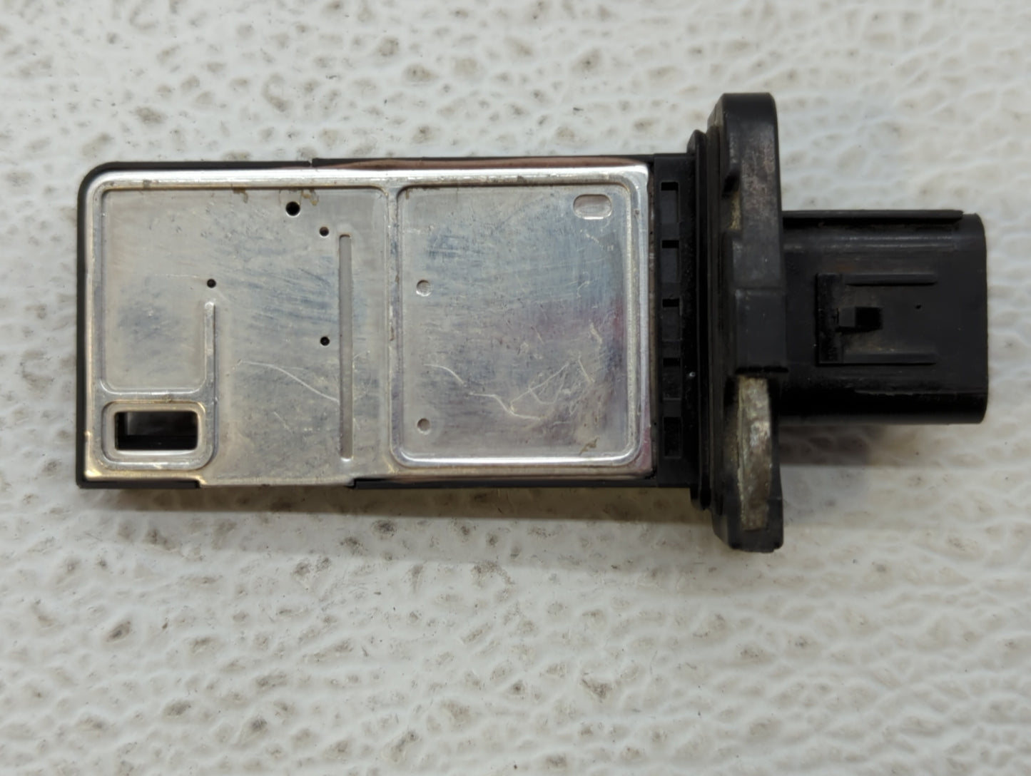 2004-2012 Ford Explorer Mass Air Flow Meter Maf - Oemusedautoparts1.com