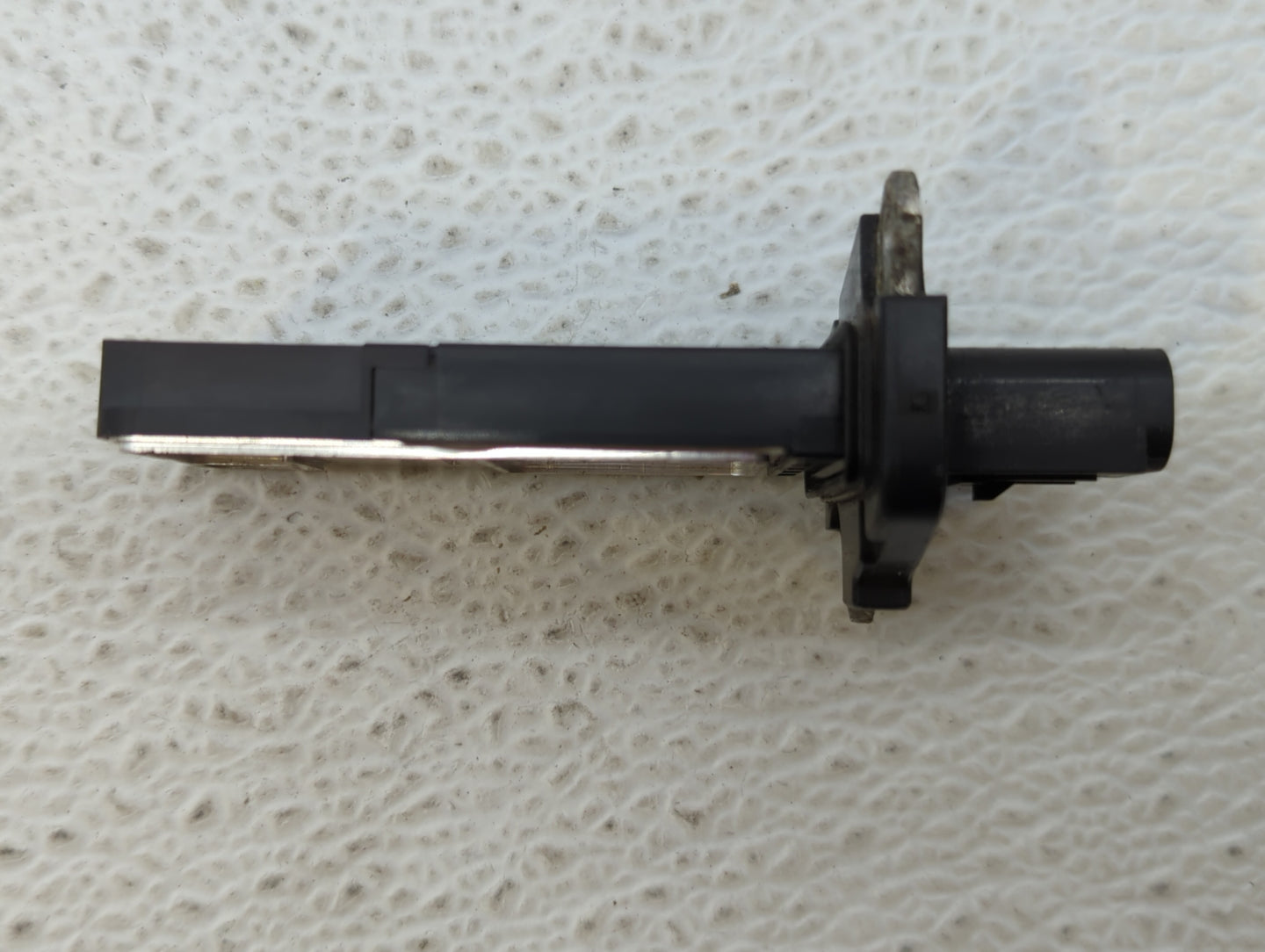 2004-2012 Ford Explorer Mass Air Flow Meter Maf - Oemusedautoparts1.com