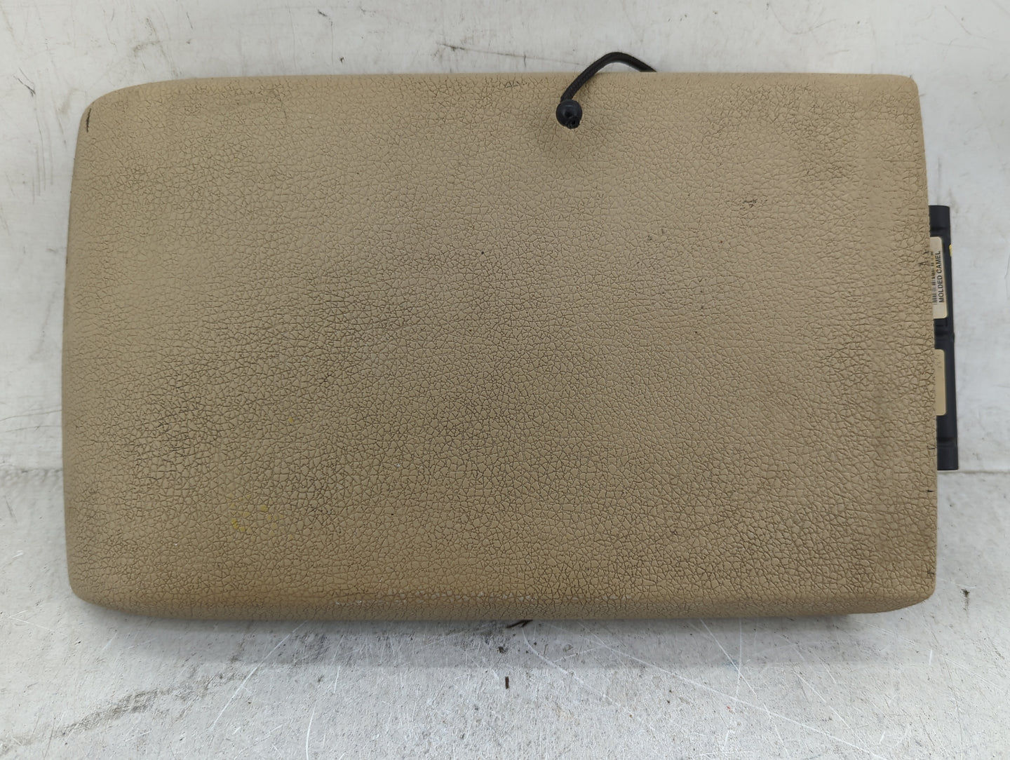 2006 Ford Explorer Center Console Armrest Cover Lid Fits OEM Used Auto Parts - Oemusedautoparts1.com