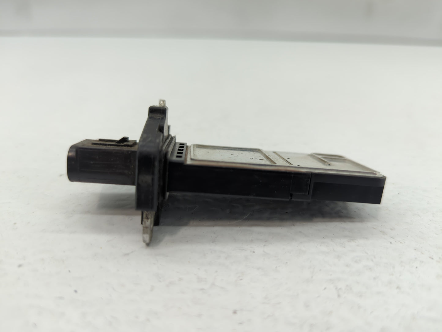 2004-2012 Ford Explorer Mass Air Flow Meter Maf - Oemusedautoparts1.com