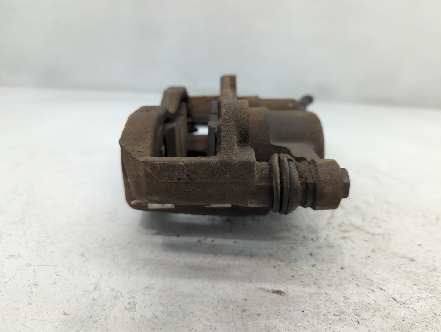 2006-2010 Ford Explorer Front Passenger Right Brake Caliper - Oemusedautoparts1.com