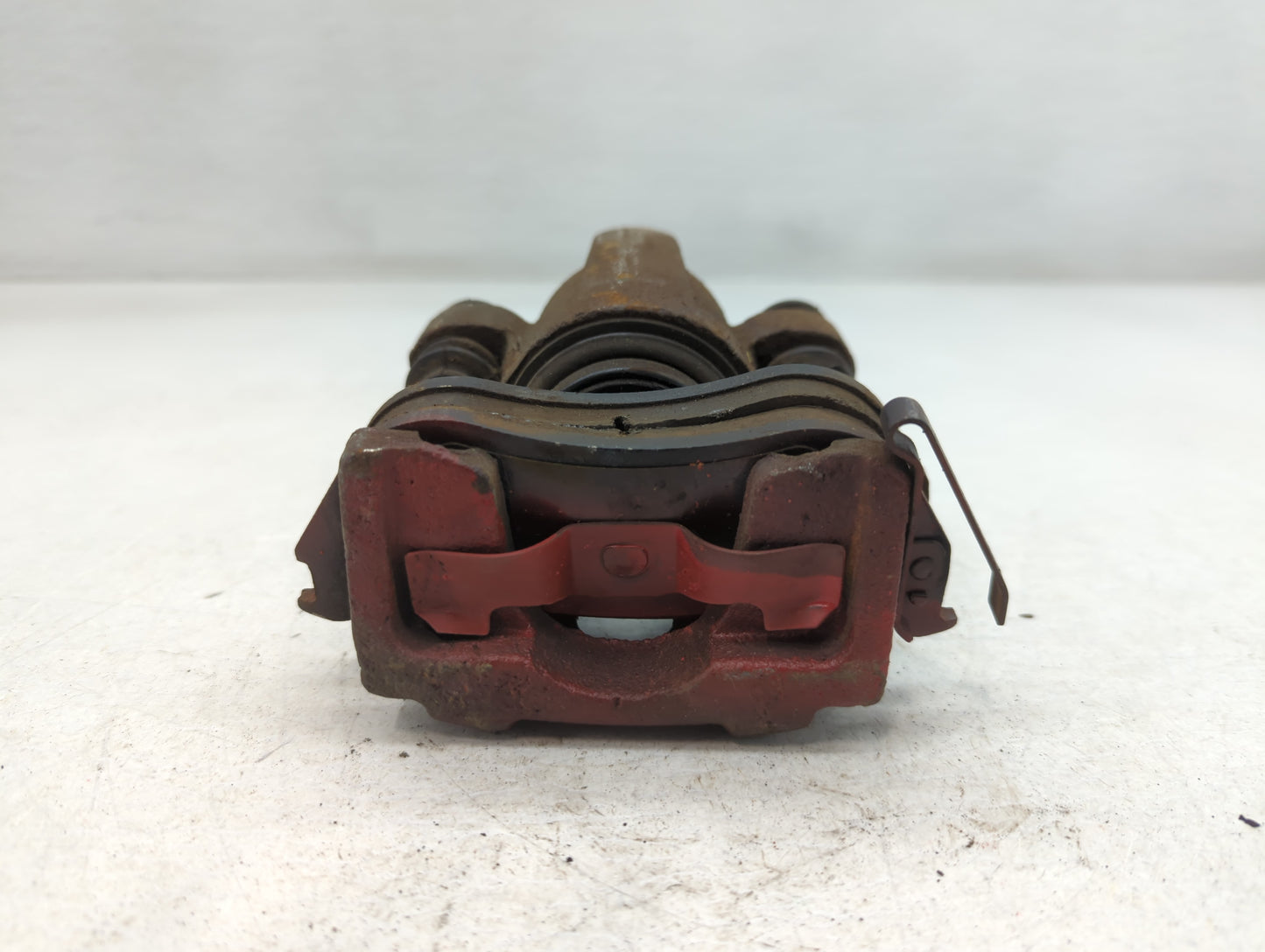 2006-2010 Ford Explorer Front Driver Left Brake Caliper - Oemusedautoparts1.com