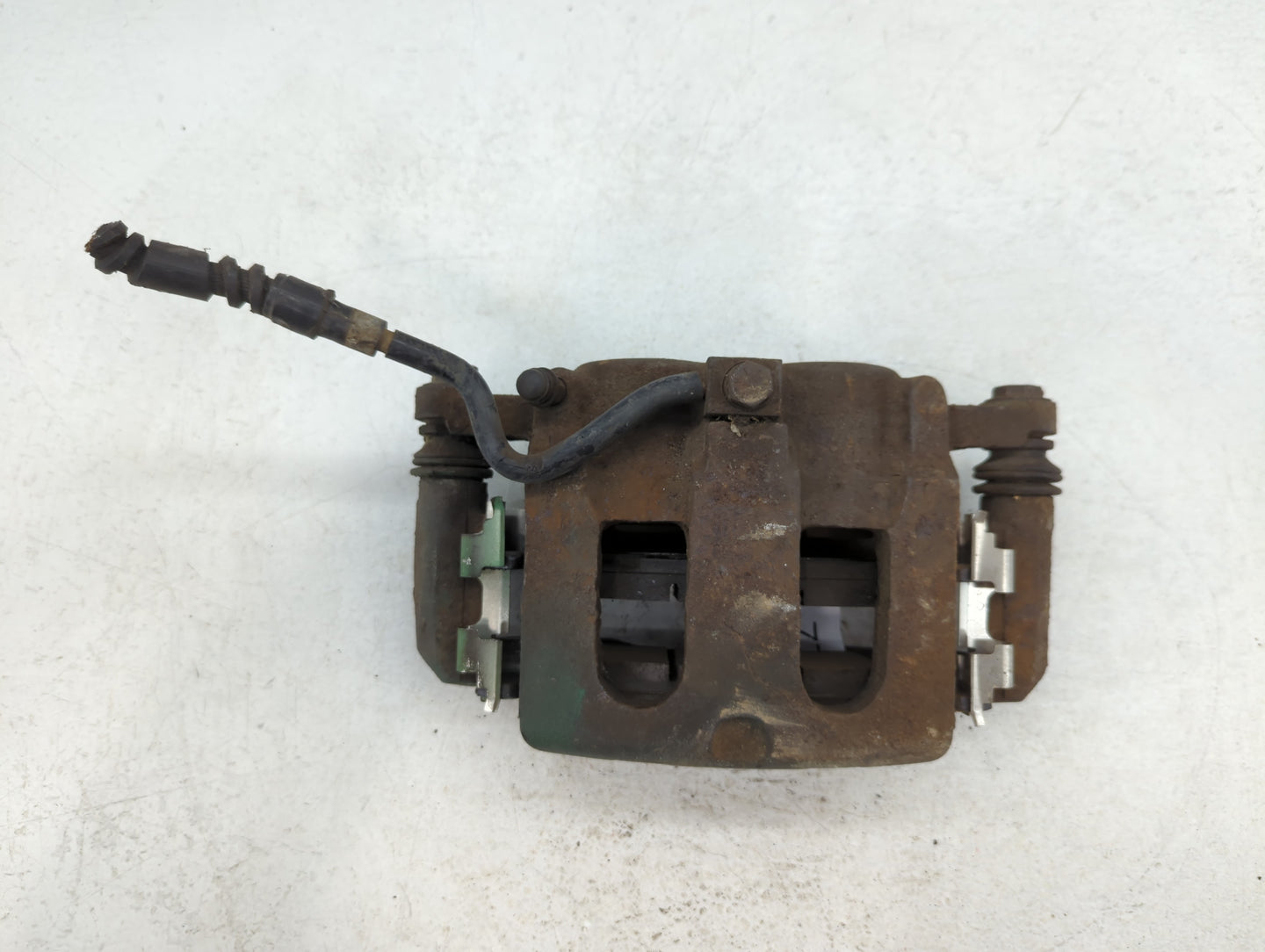 2006-2010 Ford Explorer Front Driver Left Brake Caliper - Oemusedautoparts1.com