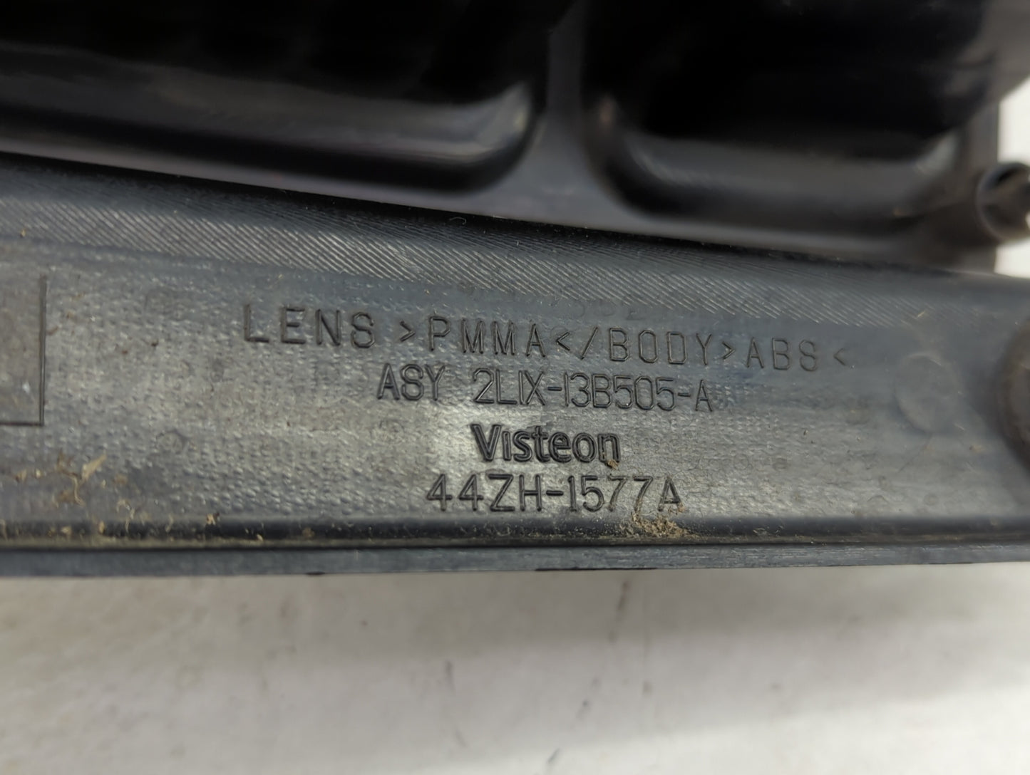 2006-2010 Ford Explorer Tail Light Assembly Driver Left OEM Fits Fits 2006 2007 2008 2009 2010 OEM Used Auto Parts - Oemused