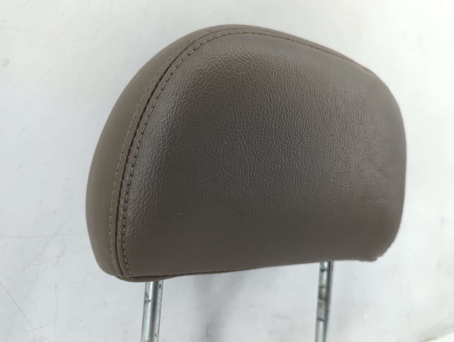 2006-2008 Ford Explorer Headrest Head Rest Front Driver Passenger Seat Fits Fits 2006 2007 2008 OEM Used Auto Parts - Oemuse