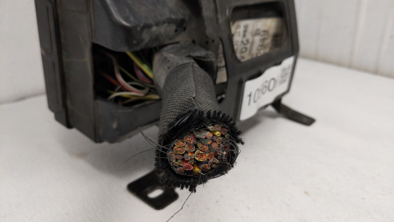 2006 Ford Explorer Fusebox Fuse Box Panel Relay Module P/N:3L2T-14398 ASE 6L2T-14398-TH Fits OEM Used Auto Parts - Oemusedau