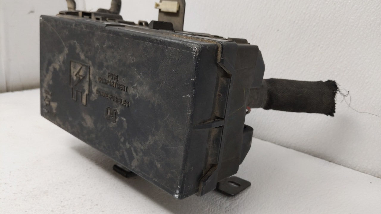 2006 Ford Explorer Fusebox Fuse Box Panel Relay Module P/N:3L2T-14398 ASE 6L2T-14398-TH Fits OEM Used Auto Parts - Oemusedau