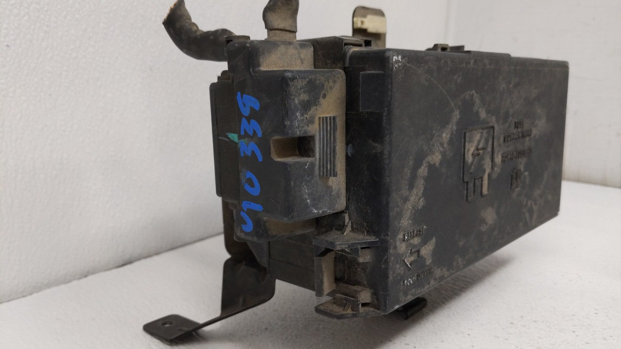 2006 Ford Explorer Fusebox Fuse Box Panel Relay Module P/N:3L2T-14398 ASE 6L2T-14398-TH Fits OEM Used Auto Parts - Oemusedau