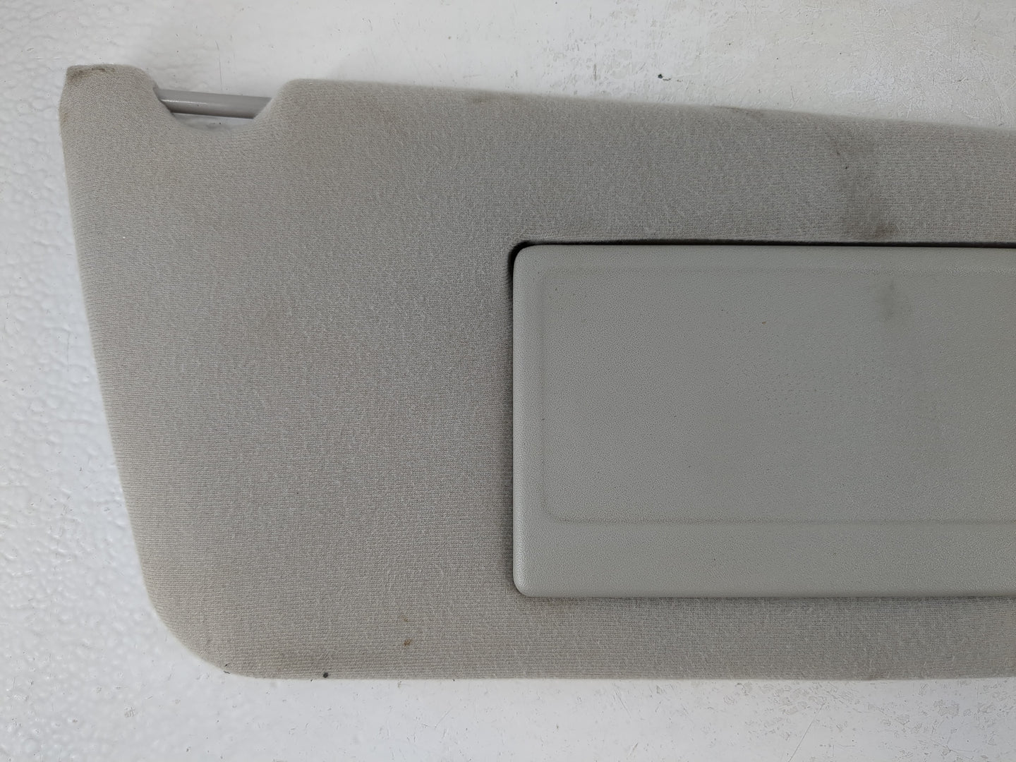 2004-2008 Ford F-150 Sun Visor Shade Replacement Passenger Right Mirror Fits Fits 2004 2005 2006 2007 2008 OEM Used Auto Par