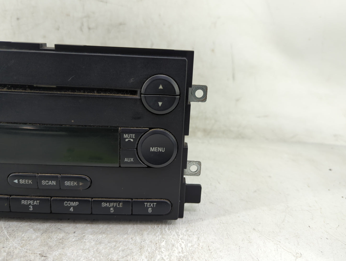 2005-2006 Ford F-150 Radio AM FM Cd Player Receiver Replacement Fits Fits 2005 2006 OEM Used Auto Parts - Oemusedautoparts1.