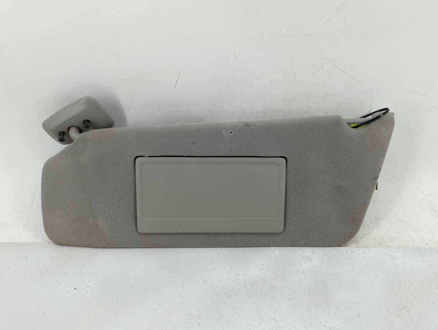 2004-2008 Ford F-150 Sun Visor Shade Replacement Driver Left Mirror Fits Fits 2004 2005 2006 2007 2008 OEM Used Auto Parts -