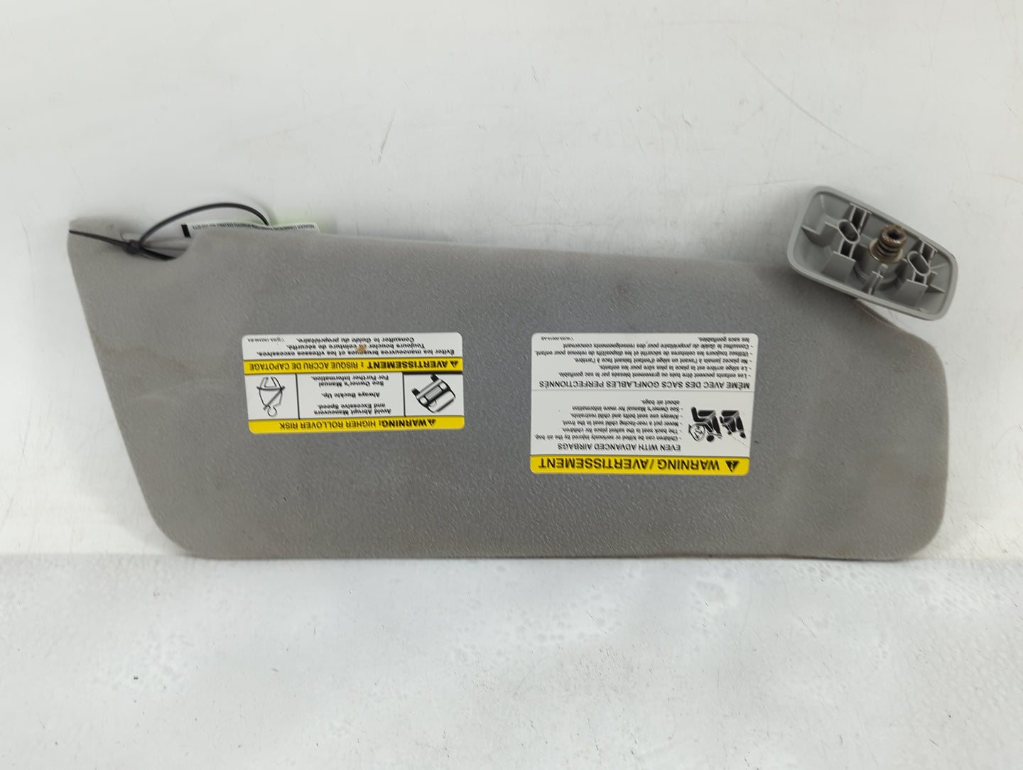 2004-2008 Ford F-150 Sun Visor Shade Replacement Driver Left Mirror Fits Fits 2004 2005 2006 2007 2008 OEM Used Auto Parts -