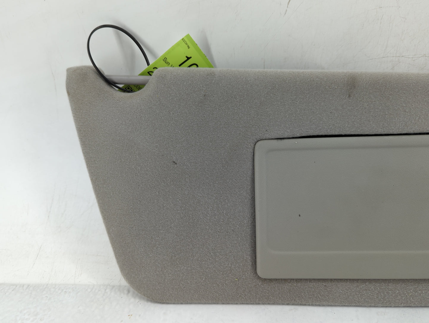 2004-2008 Ford F-150 Sun Visor Shade Replacement Passenger Right Mirror Fits Fits 2004 2005 2006 2007 2008 OEM Used Auto Par